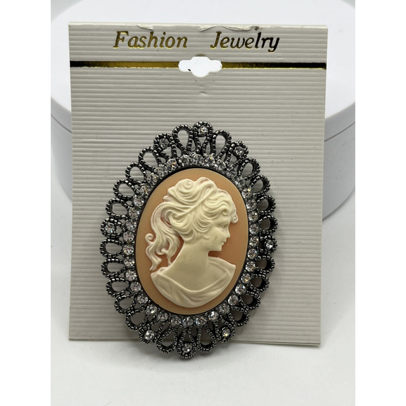 VTG SILVER TONE Pendant Brooch Oval Cameo PEACH Background Fashion Jewelry NEW - Picture 3 of 16